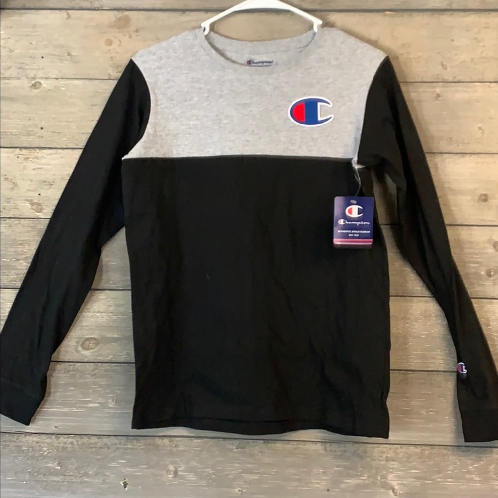 NEW WITH TAGS CHAMPION SHIRT UNISEX